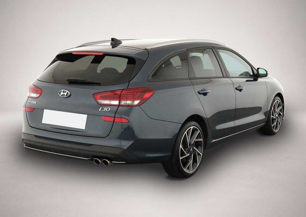 Hyundai i30 (11/2023, Benzin)