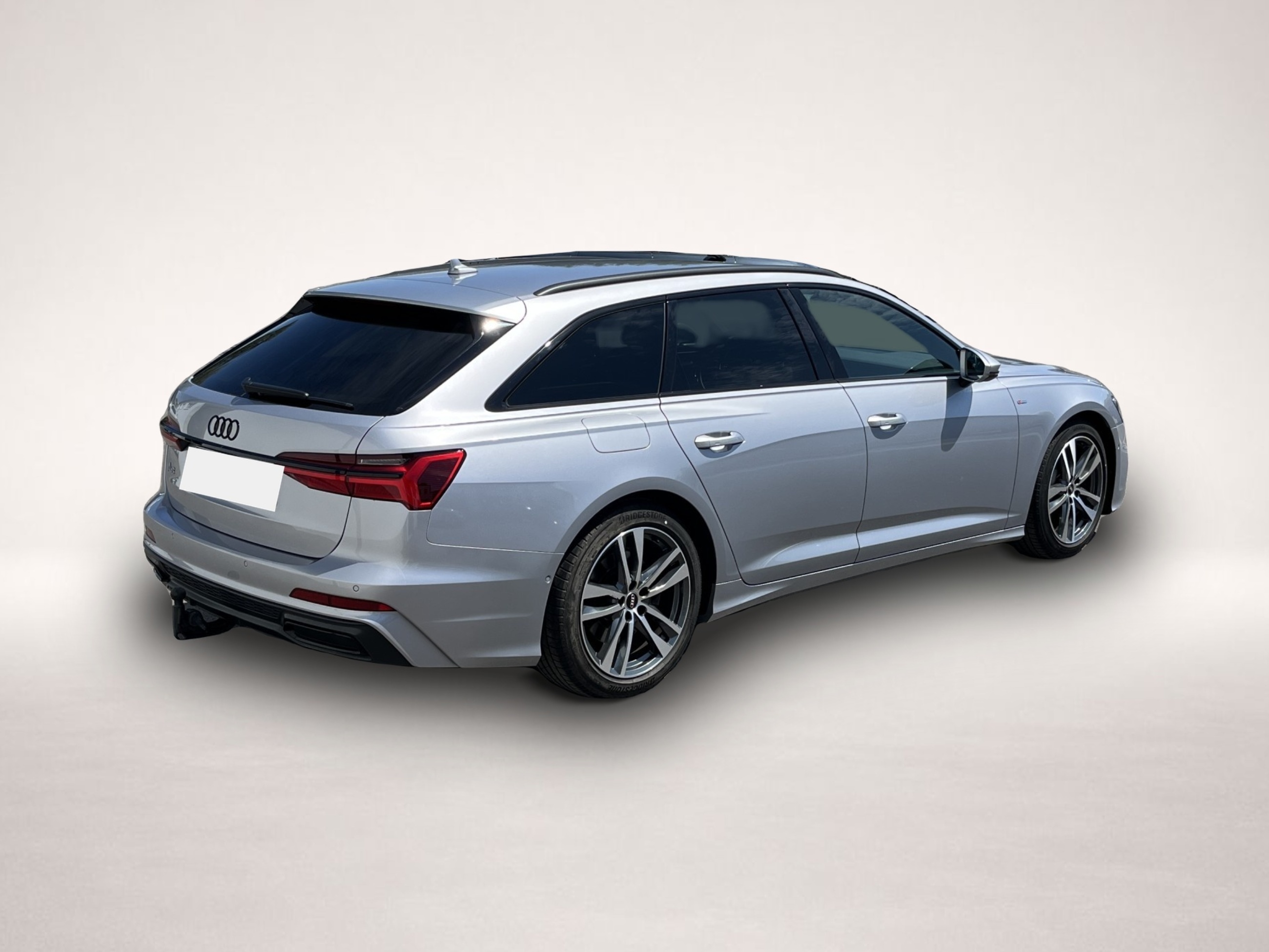 Audi A6 (02/2023, Benzin)