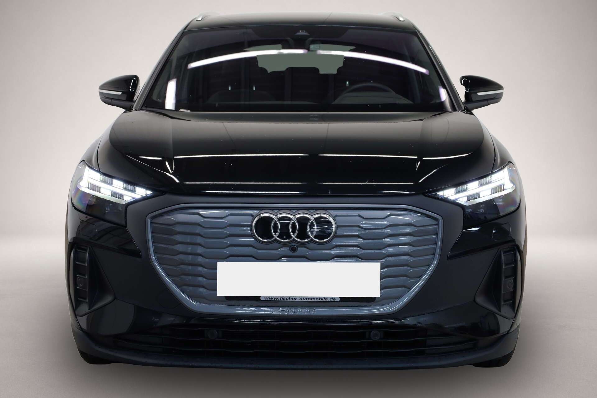 Audi Q4 e-tron (01/2025, ELECTRIC)