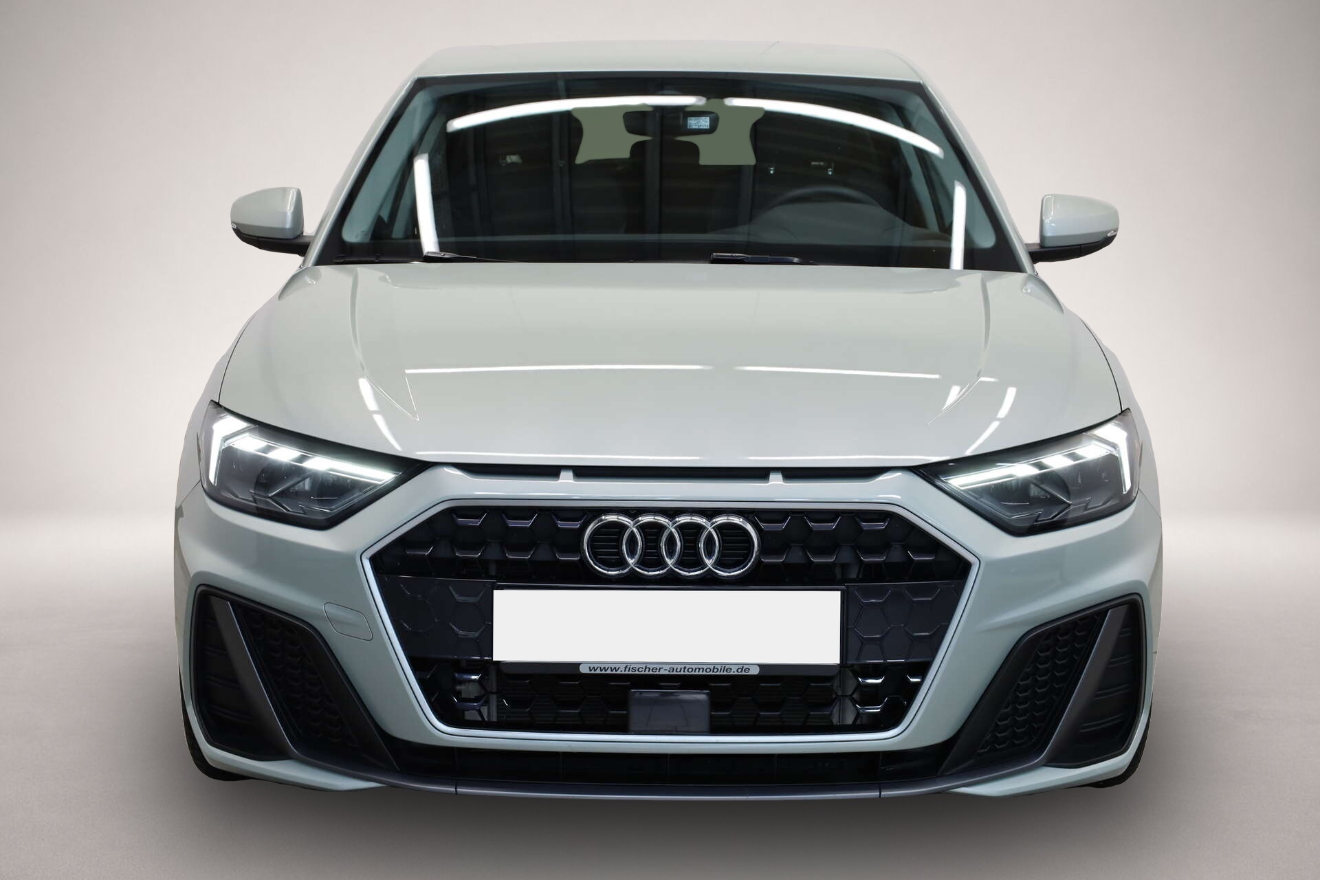 Audi A1 (11/2025, Benzin)