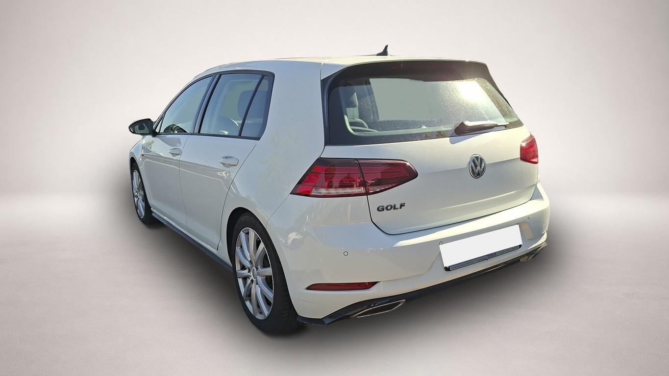 Volkswagen Golf (01/2019, Benzin)