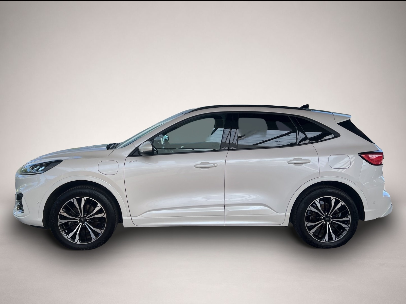 Ford Kuga (08/2022, )