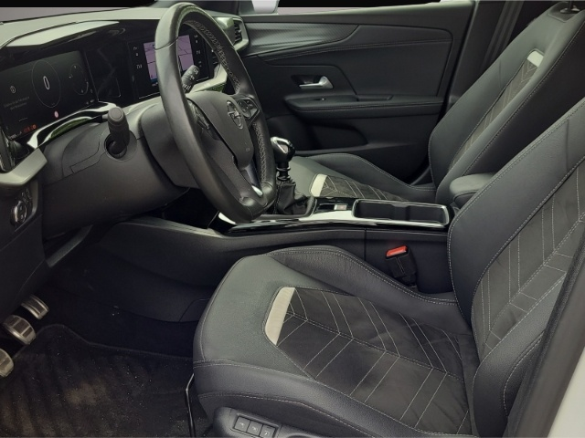 Opel Mokka (12/2023, Benzin)