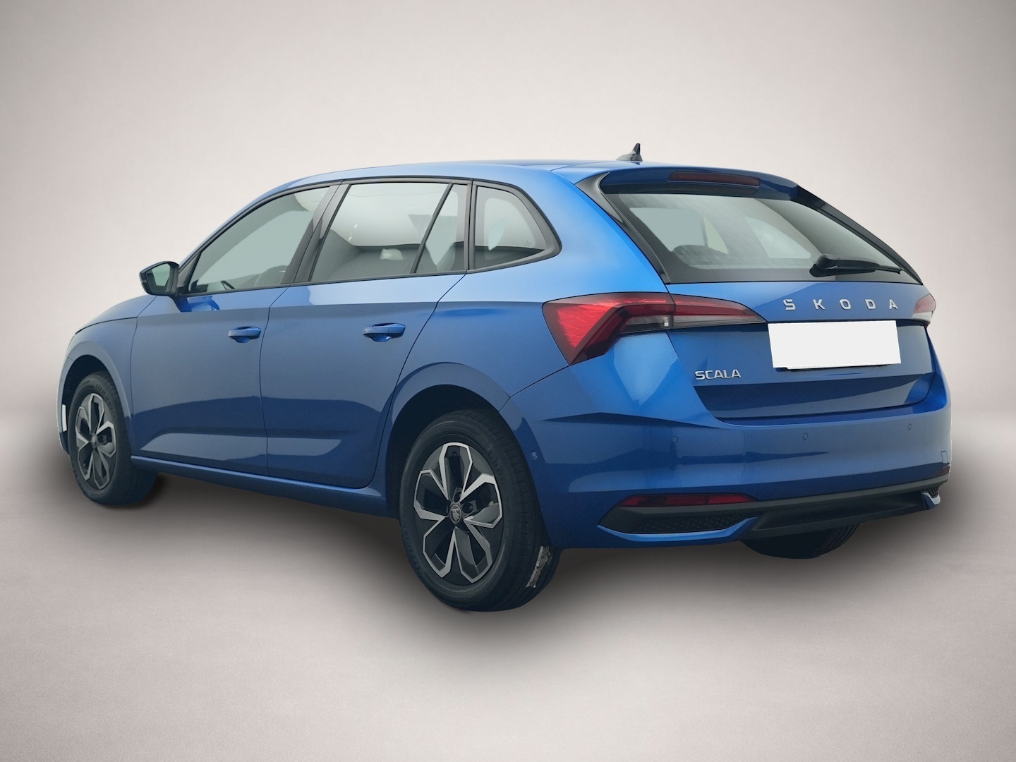 Skoda Scala (08/2025, Benzin)