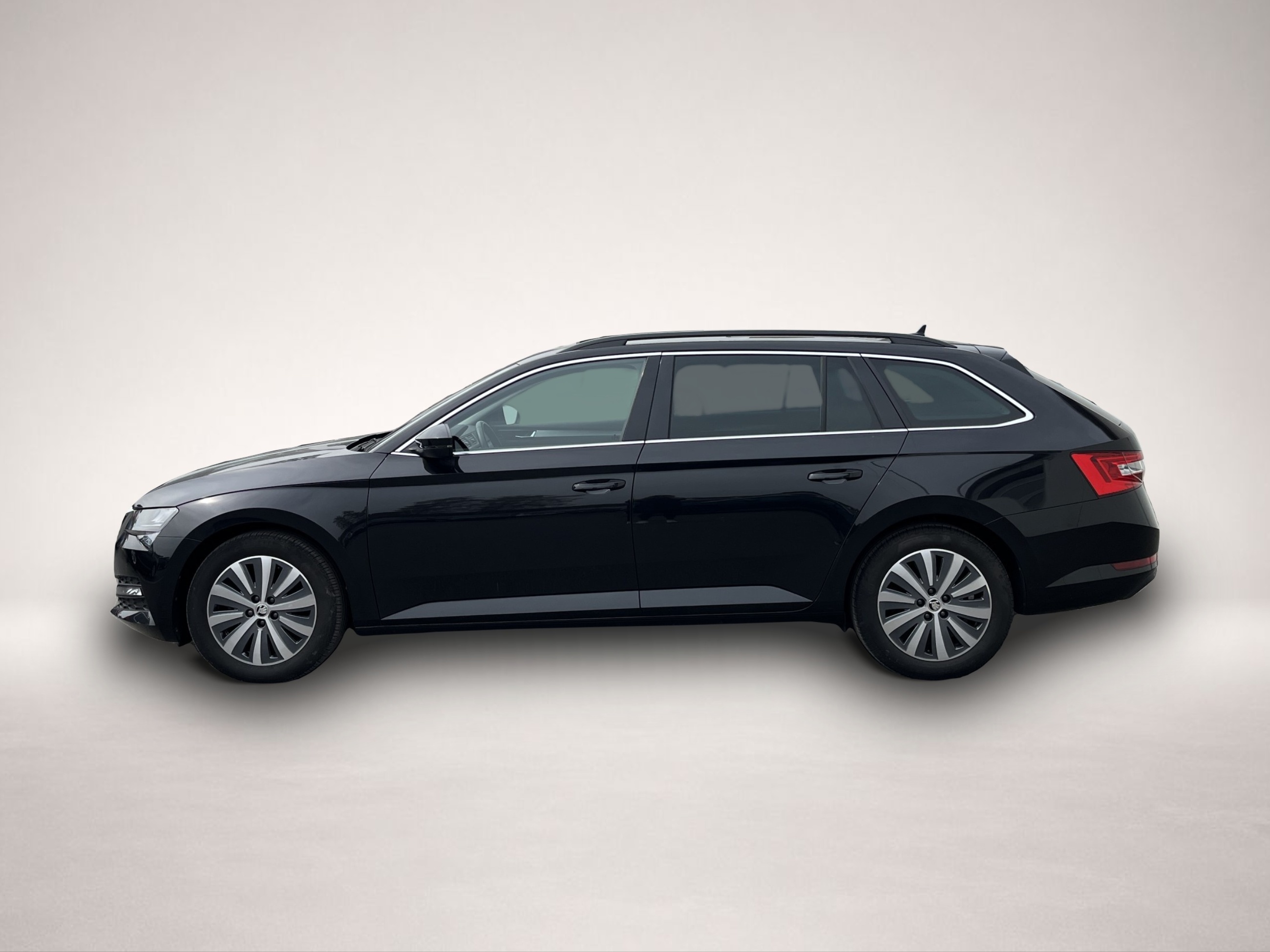 Skoda Superb (02/2022, Diesel)