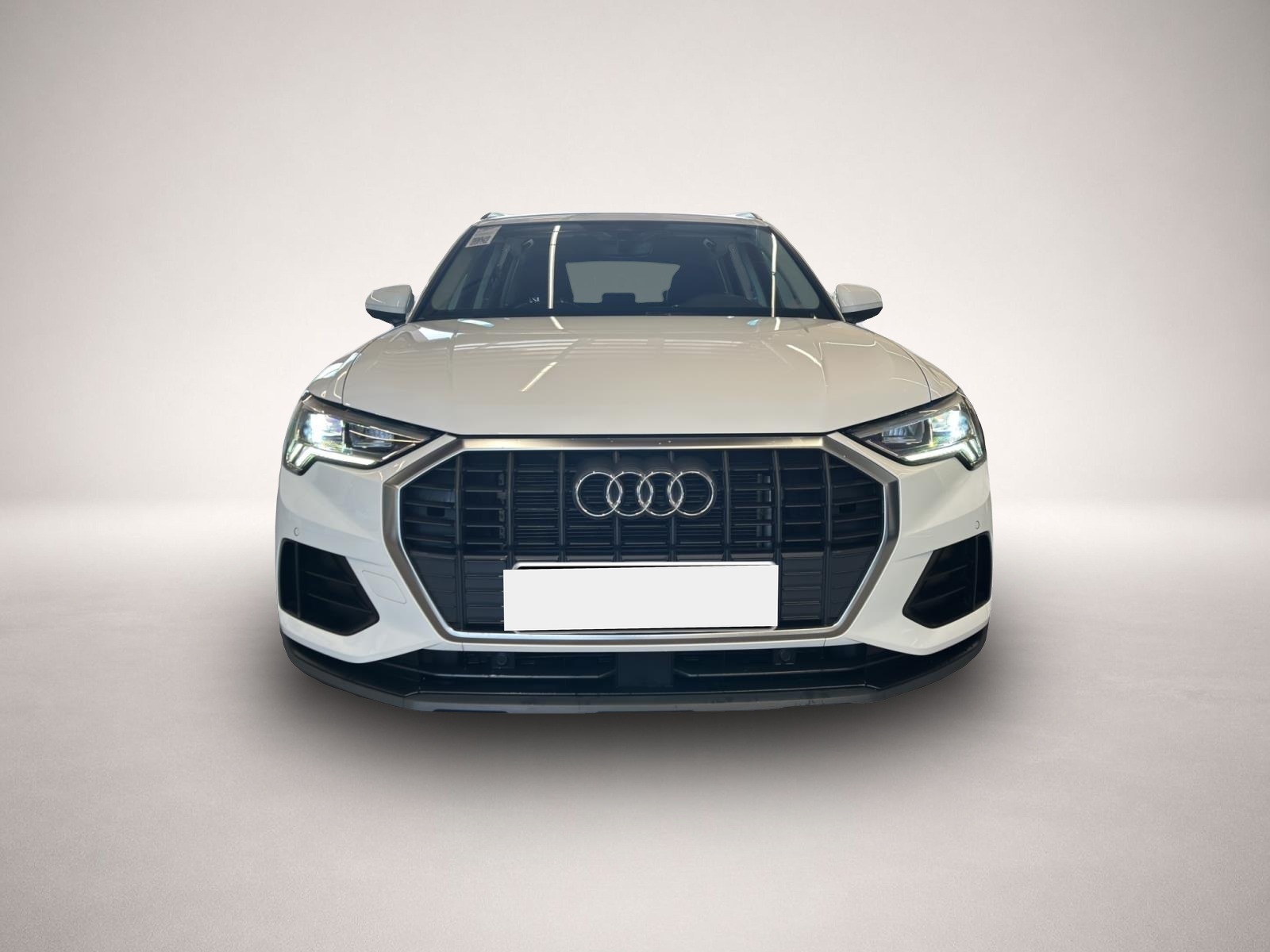 Audi Q3 (01/2023, Benzin)