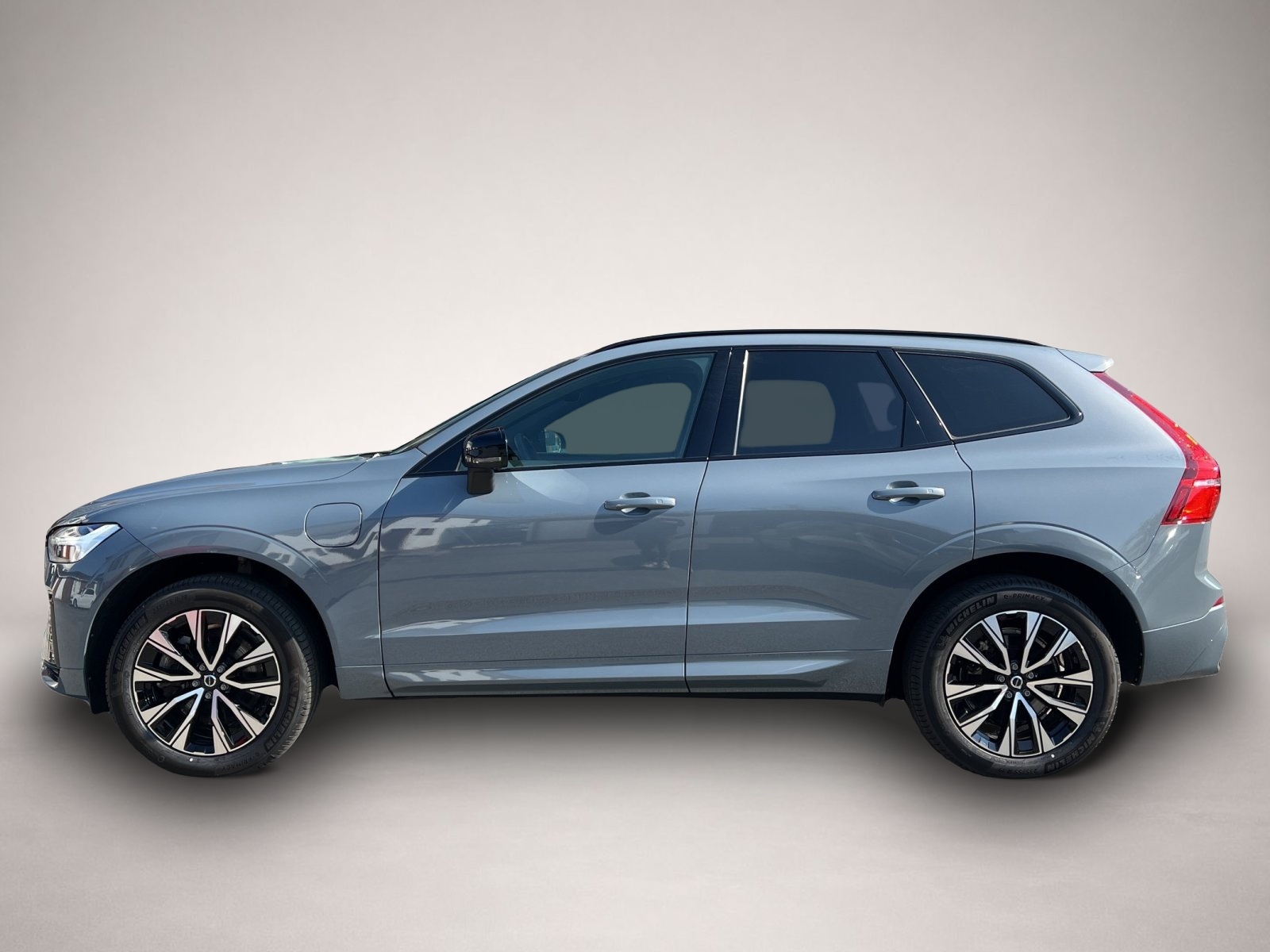 Volvo XC60 (12/2022, )