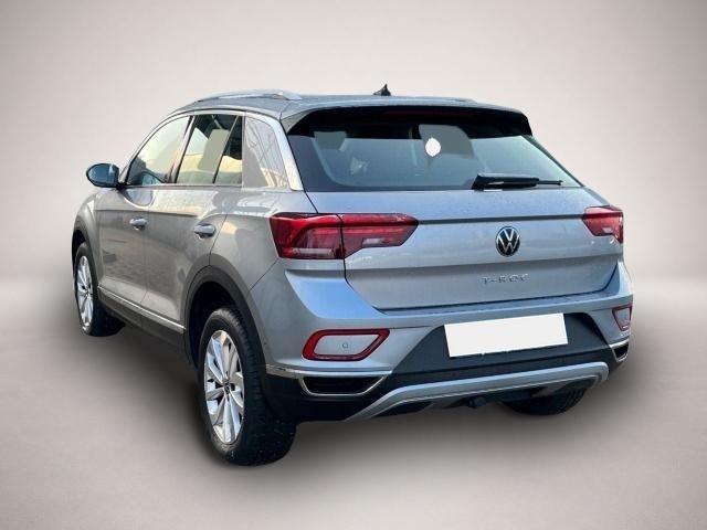 Volkswagen T-Roc (10/2023, Benzin)