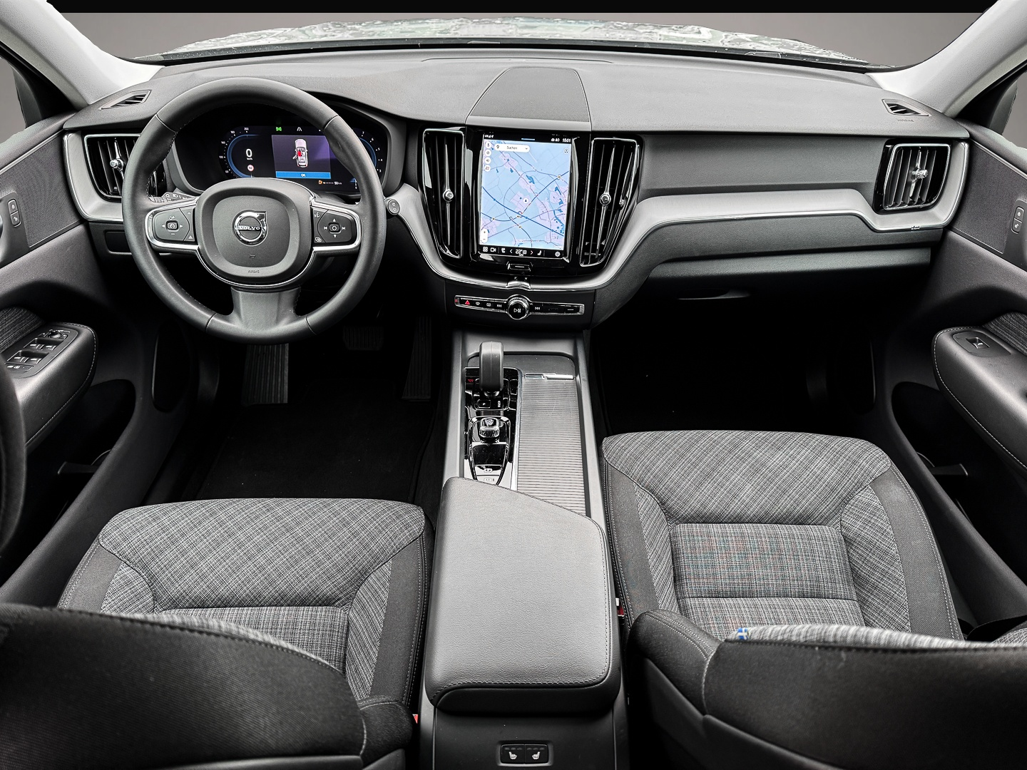 Volvo XC60 (01/2024, Benzin)