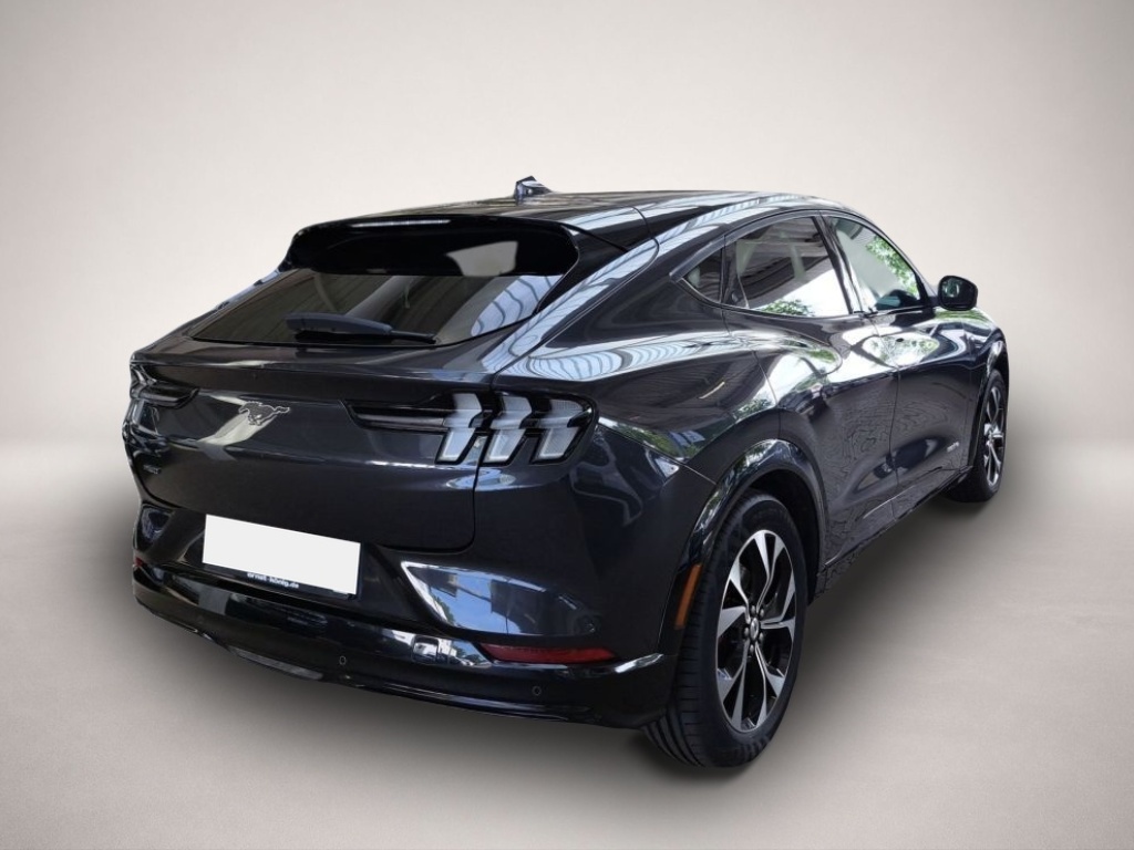Ford Mustang Mach-E (04/2023, )
