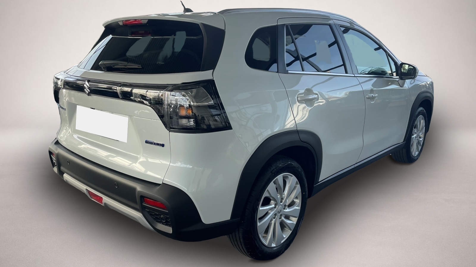 Suzuki Across (08/2025, Benzin)