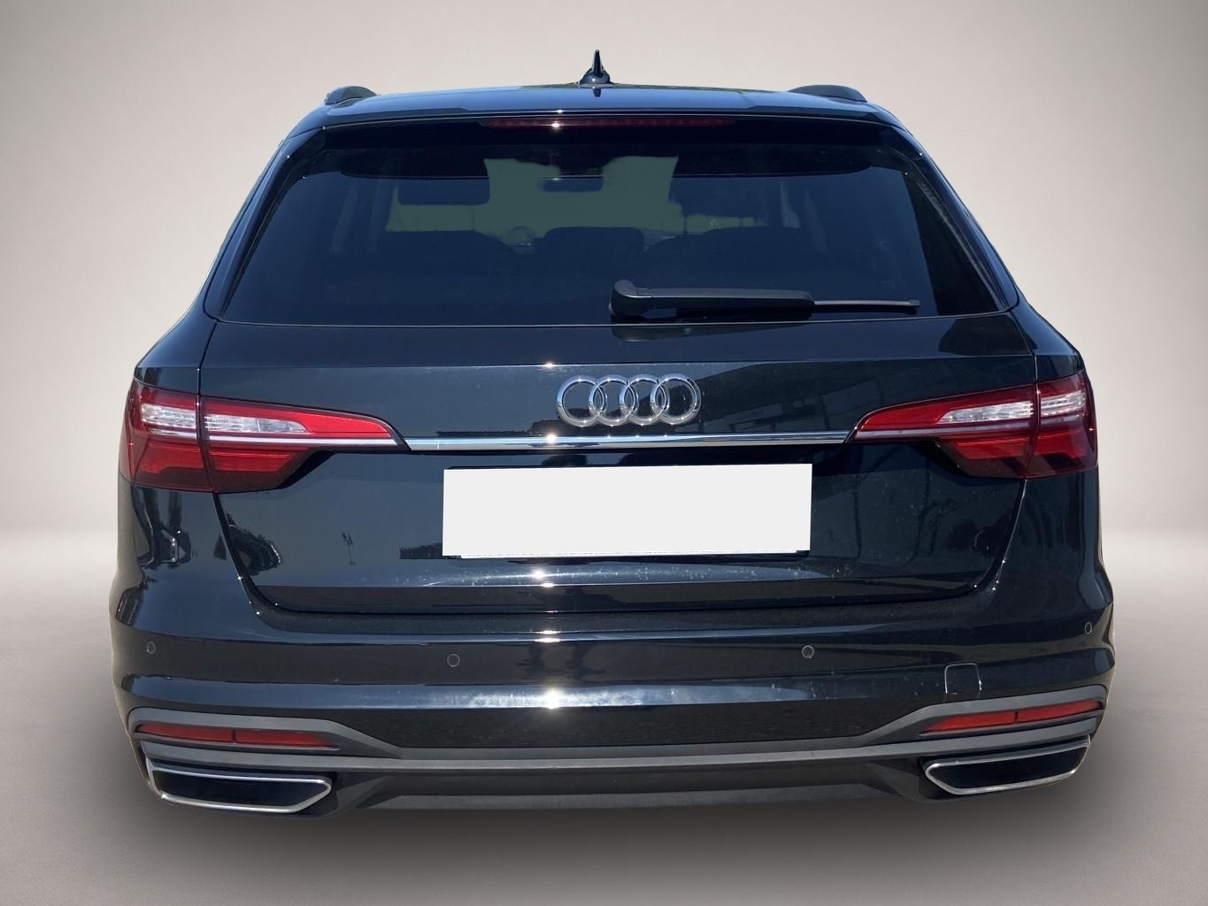 Audi A4 (05/2022, )