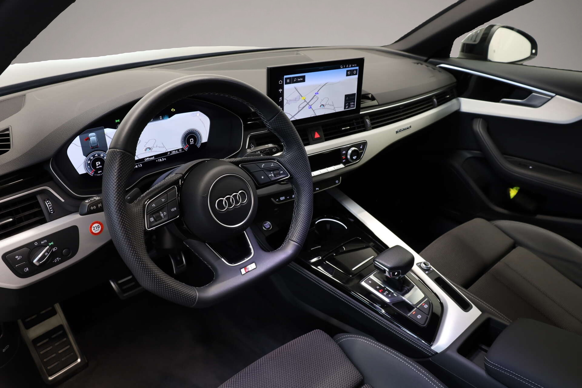 Audi quattro (05/2023, Benzin)