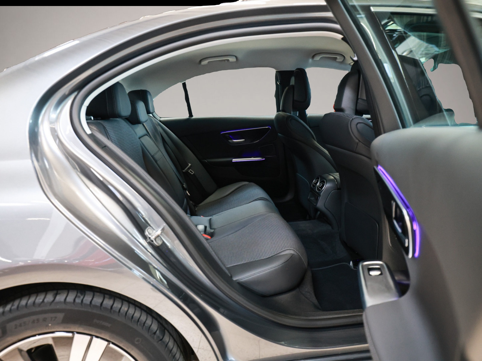 Mercedes-Benz C 300 (01/2025, Hybrid (Benzin/Elektro))