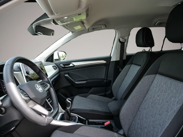 Volkswagen T-Roc (07/2023, Benzin)