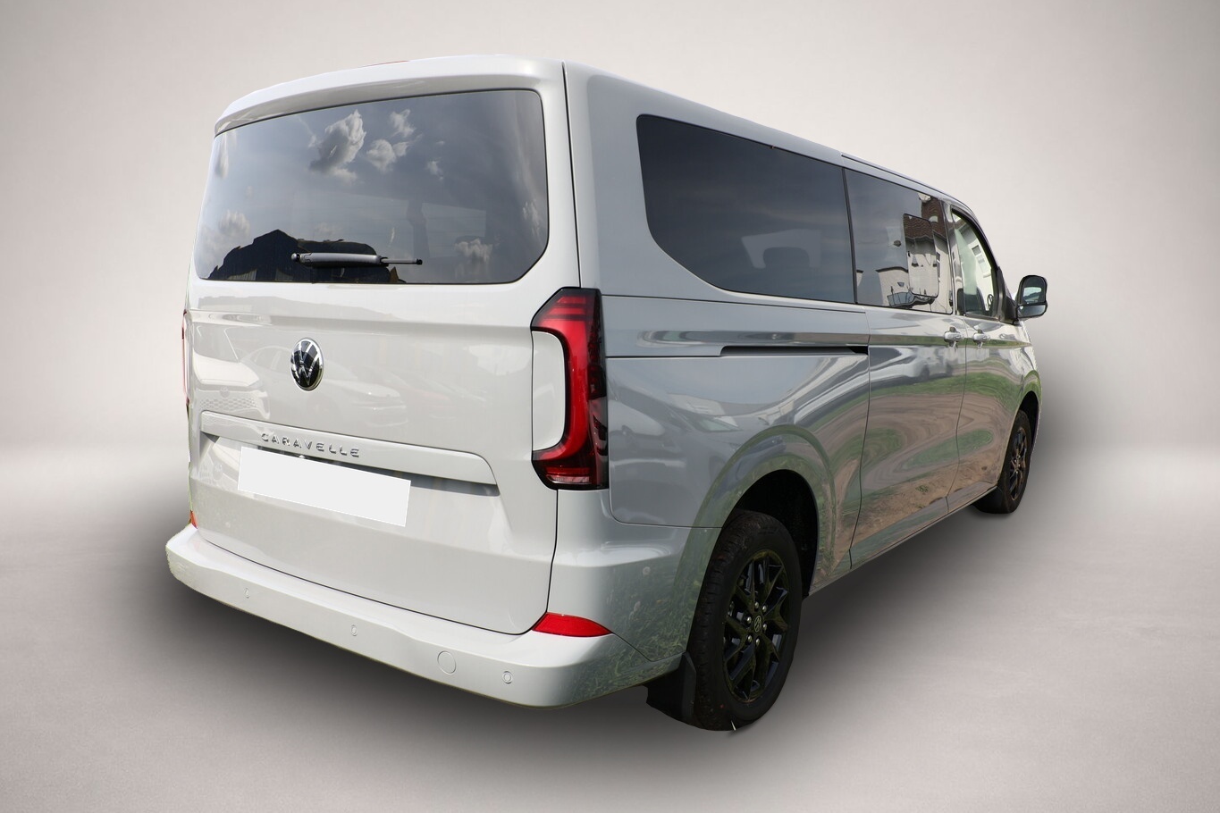 Volkswagen T7 Caravelle (, Diesel)