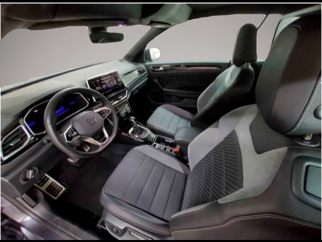 Volkswagen T-Roc (03/2023, Benzin)