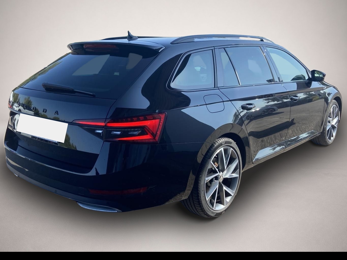 Skoda Superb (05/2023, )