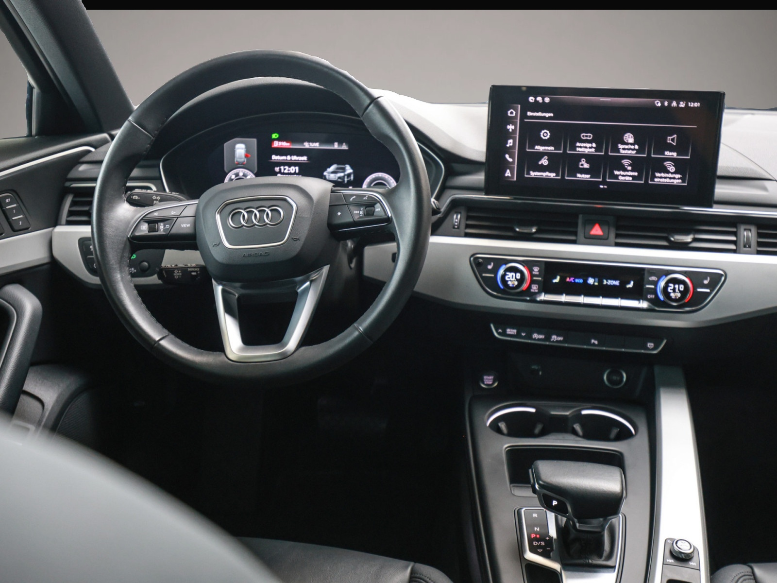 Audi A4 (09/2023, Diesel)
