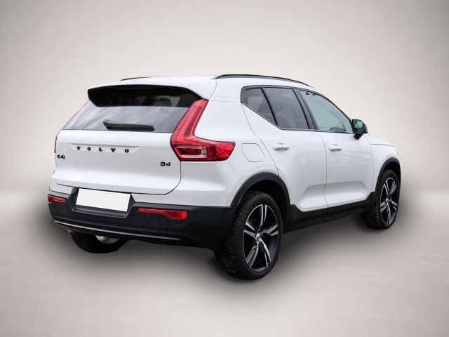 Volvo XC40 (07/2025, Benzin)