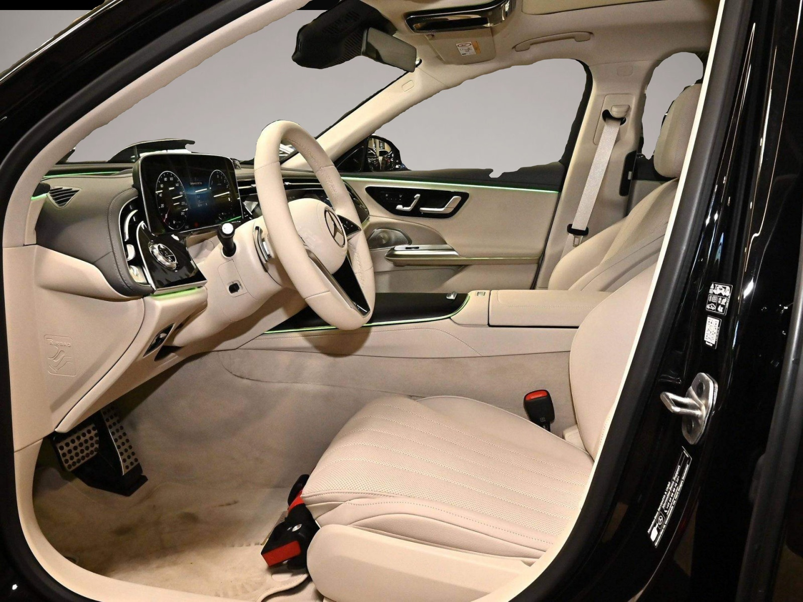 Mercedes-Benz E 300 (09/2025, Hybrid (Diesel/Elektro))