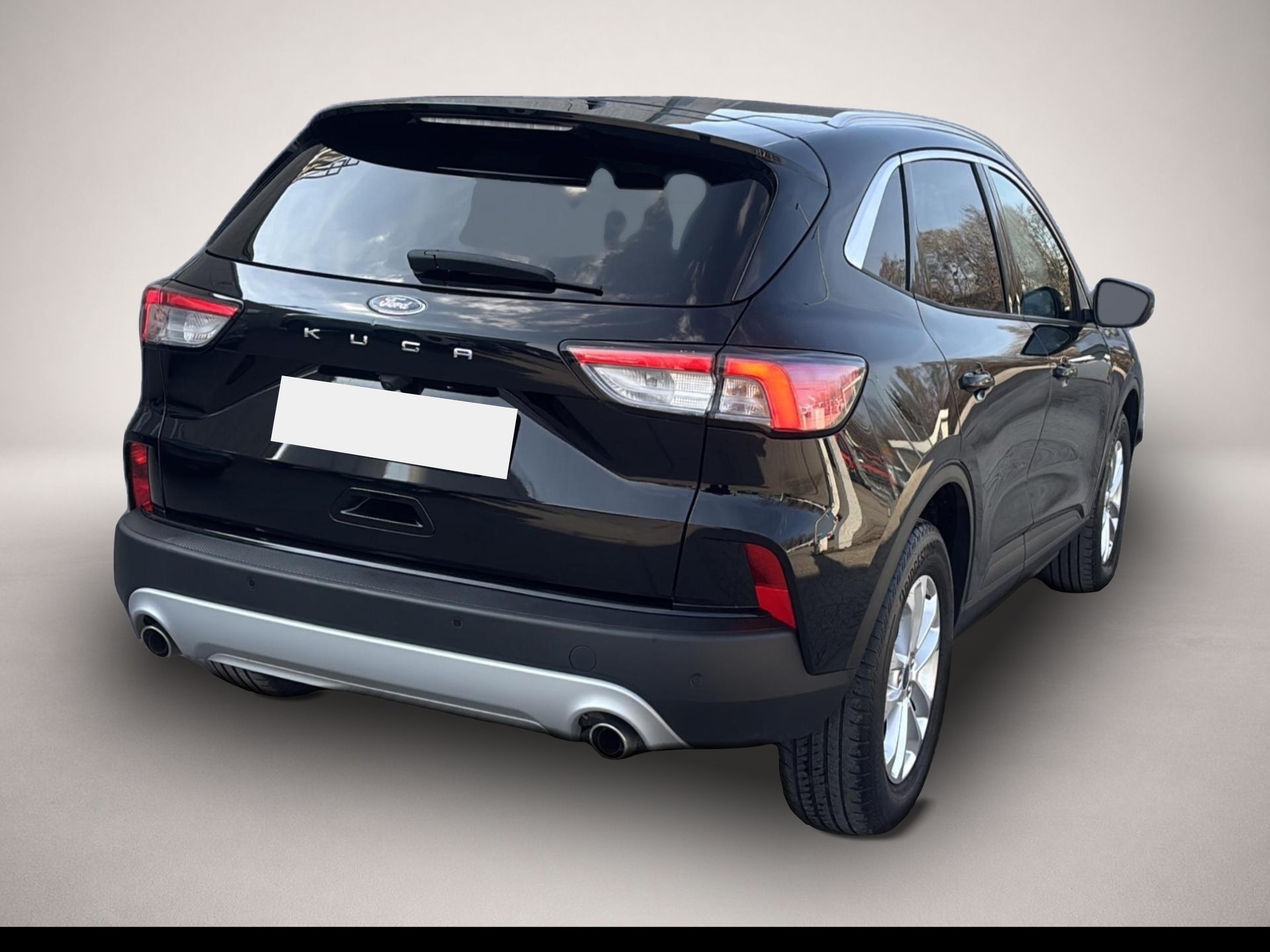 Ford Kuga (08/2022, Benzin)