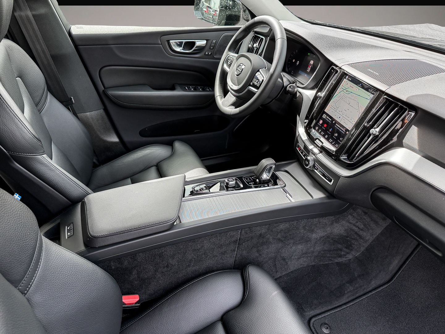 Volvo XC60 (03/2024, Benzin)