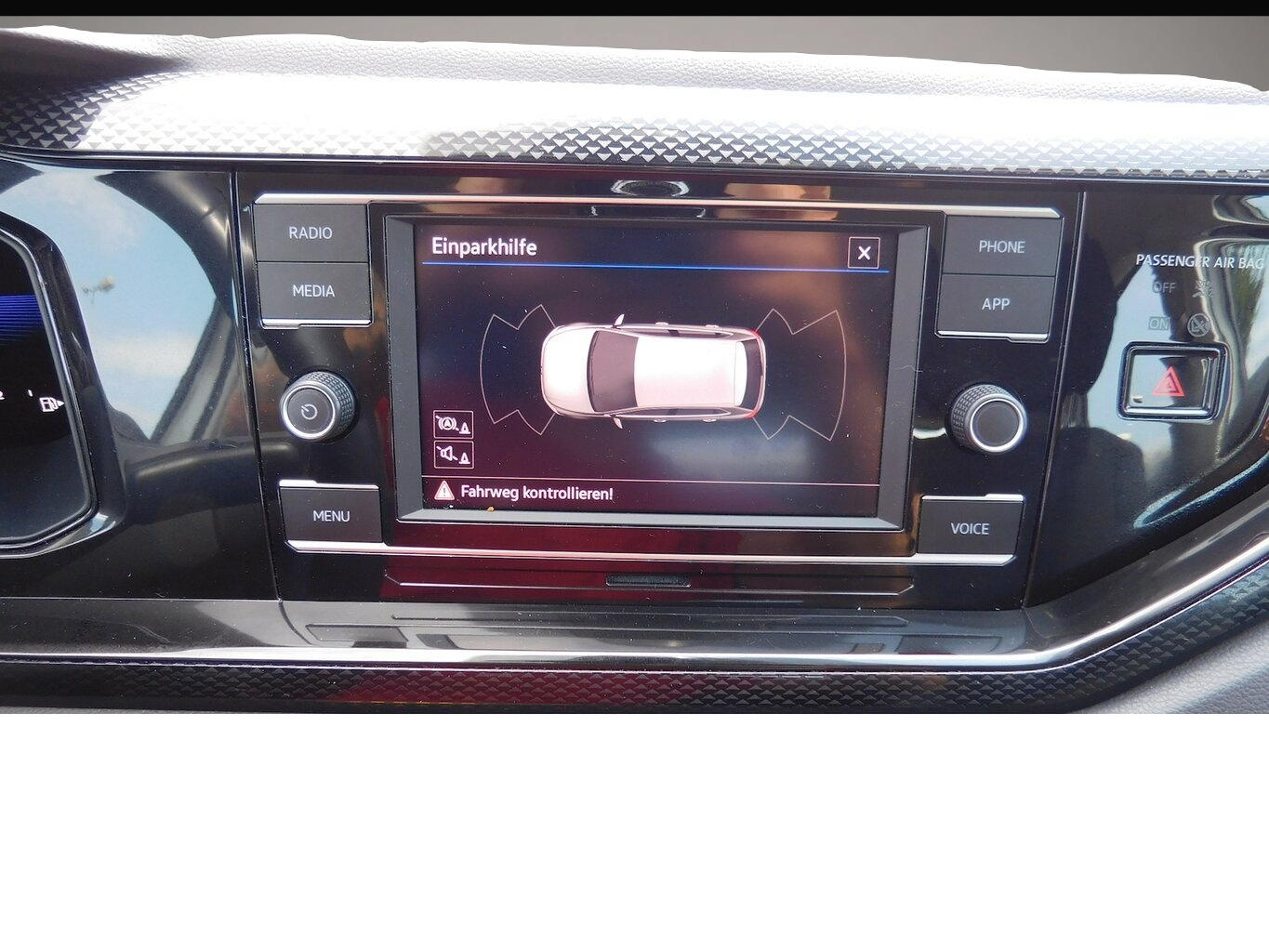 Volkswagen Polo (06/2023, Benzin)