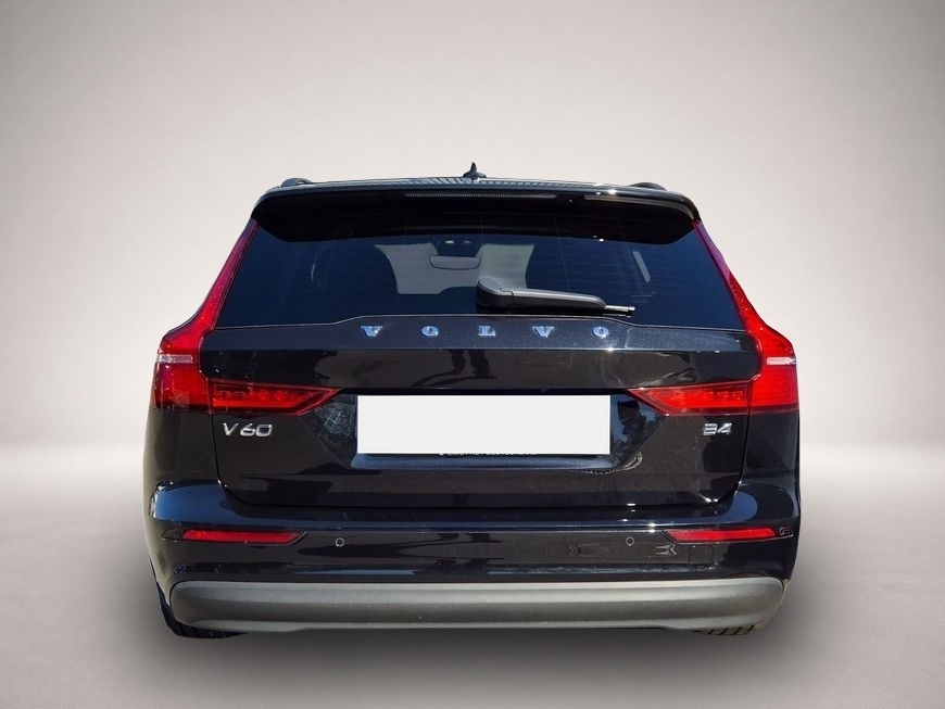Volvo V60 (08/2025, Benzin)