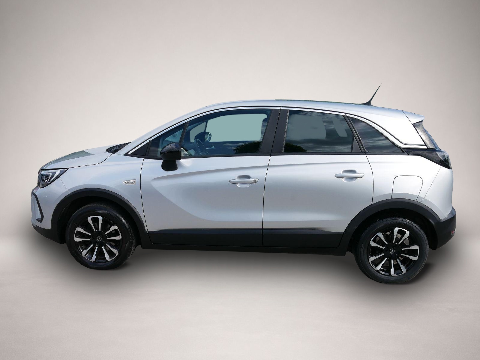 Opel Crossland (X) (08/2023, Benzin)