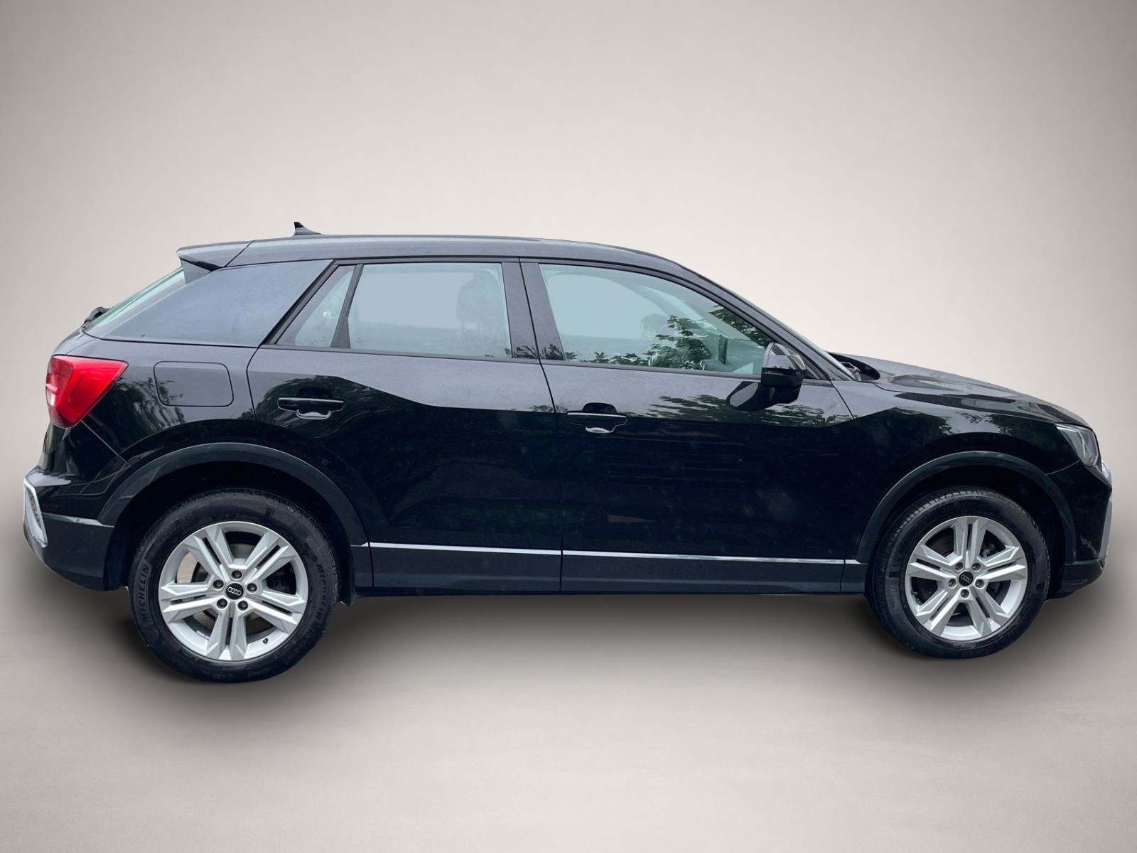 Audi Q2 (06/2023, Benzin)