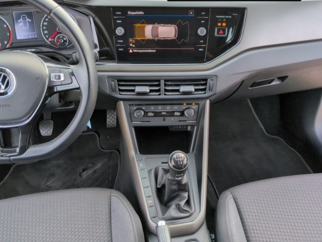 Volkswagen Polo (02/2022, Benzin)