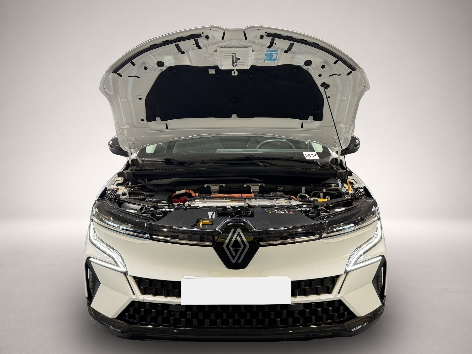 Renault Megane E-TECH (08/2023, ELECTRIC)