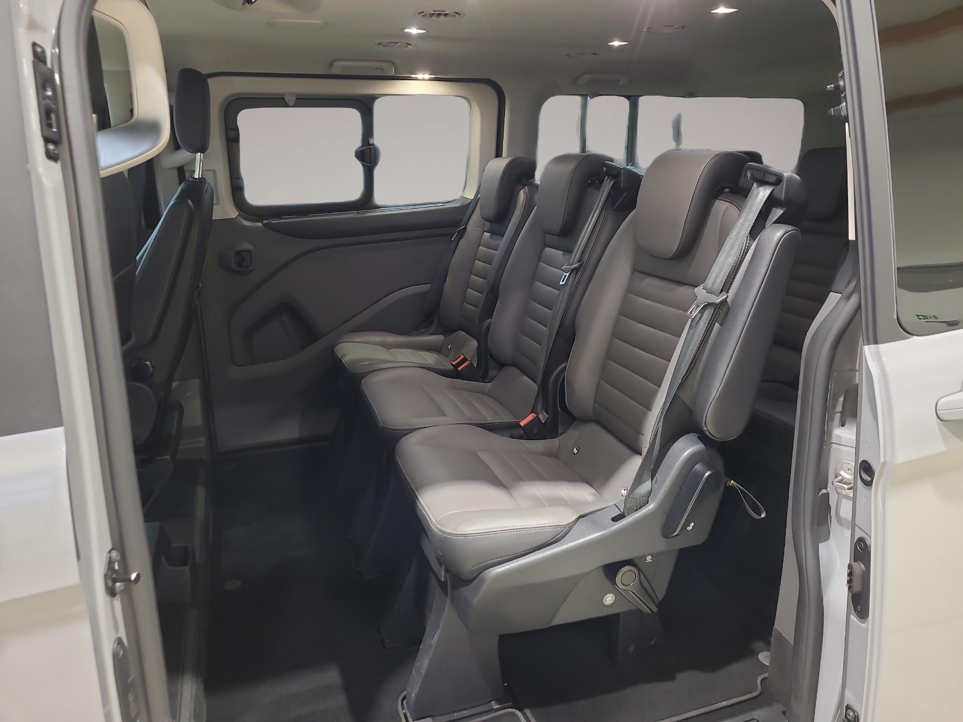 Ford Tourneo Custom (11/2023, Diesel)