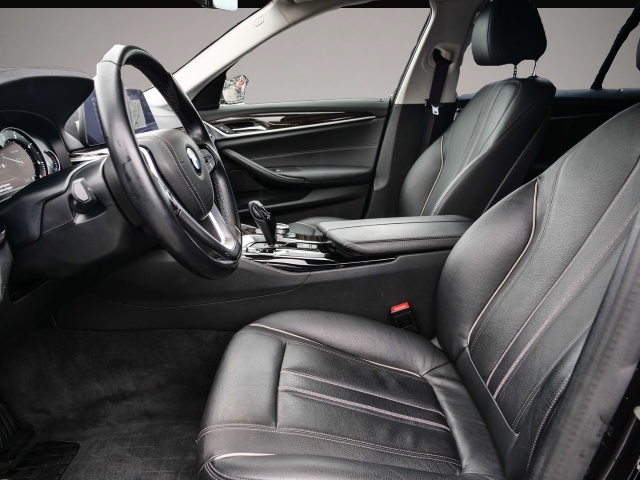 BMW 520 (12/2019, Diesel)