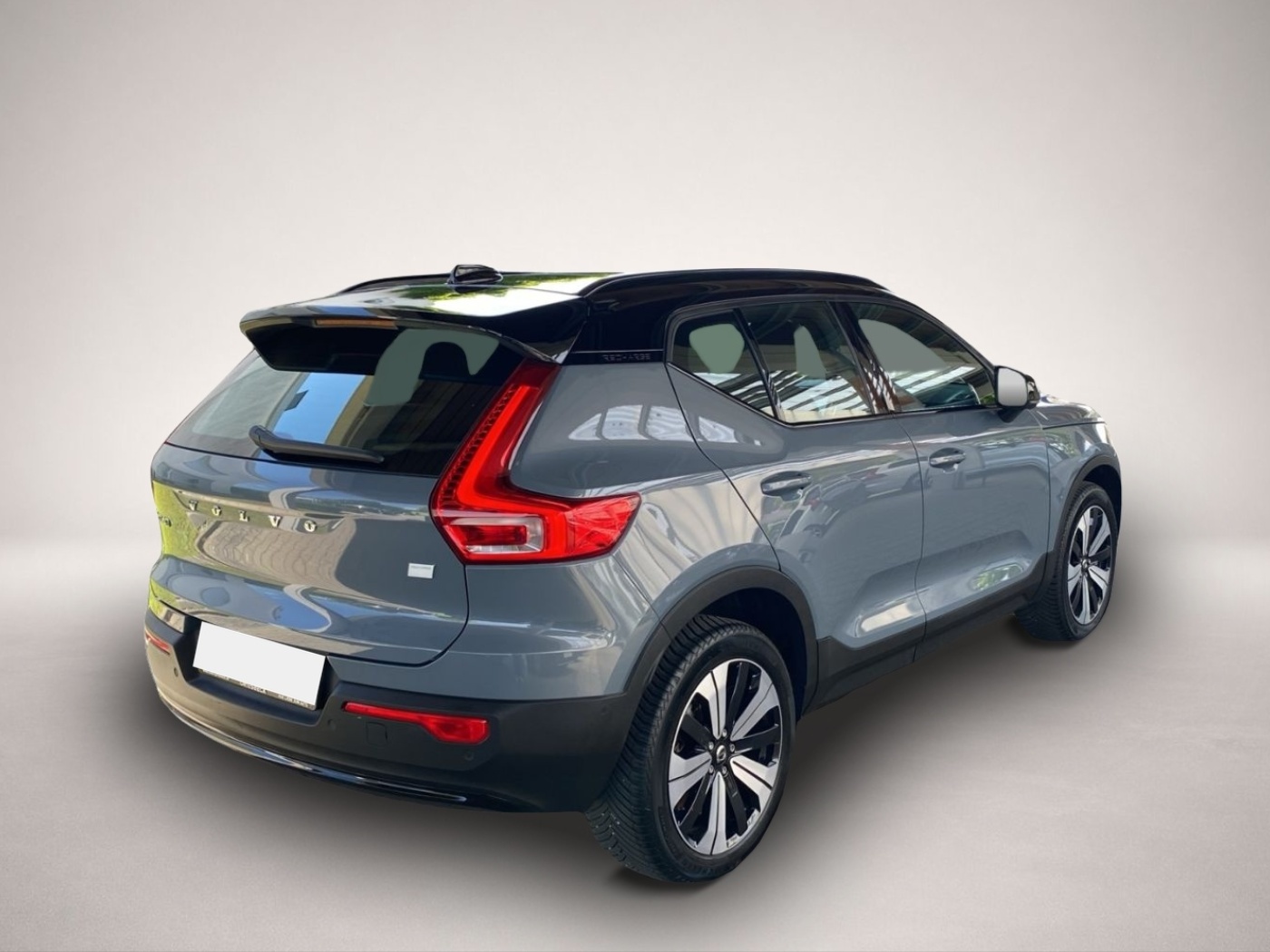 Volvo XC40 (05/2023, ELECTRIC)