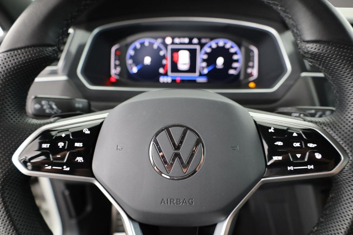 Volkswagen Tiguan Allspace (10/2023, Benzin)
