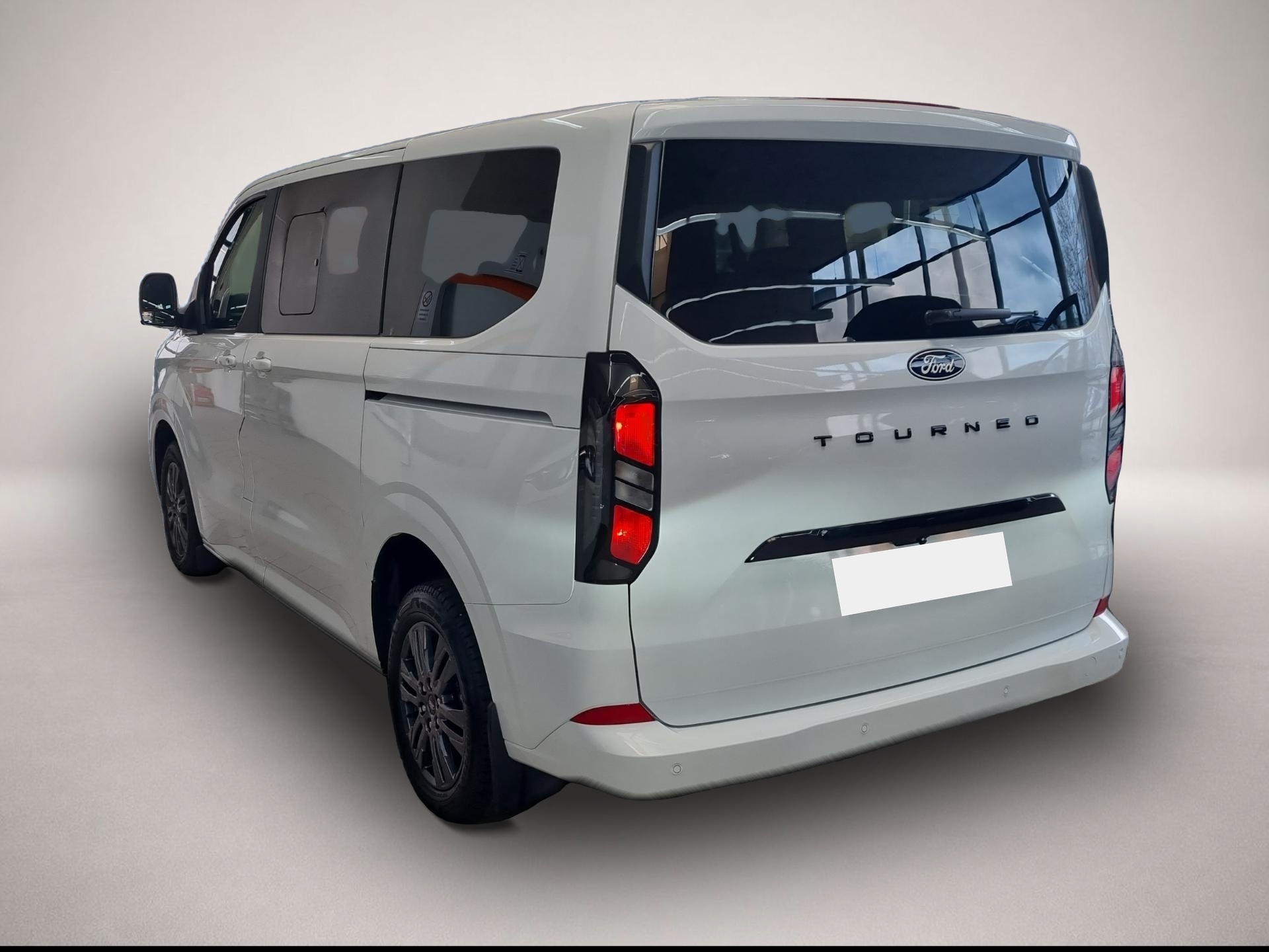 Ford Tourneo Custom (01/2026, Diesel)