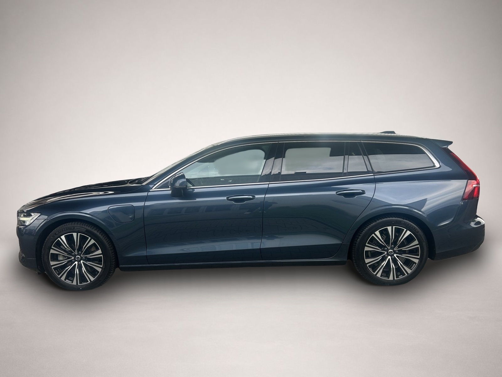 Volvo V60 (10/2022, )