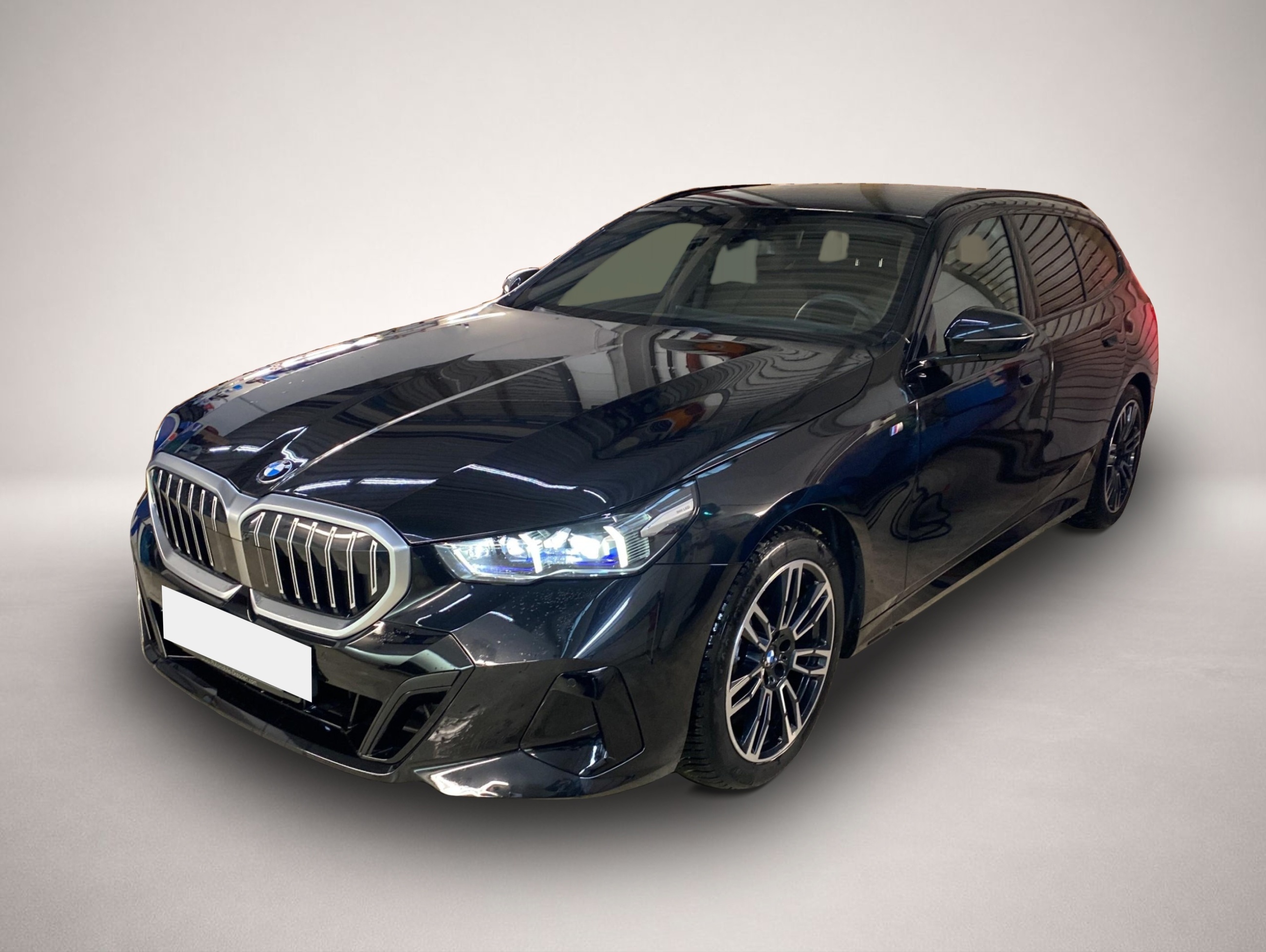 BMW 520 (03/2025, Benzin)