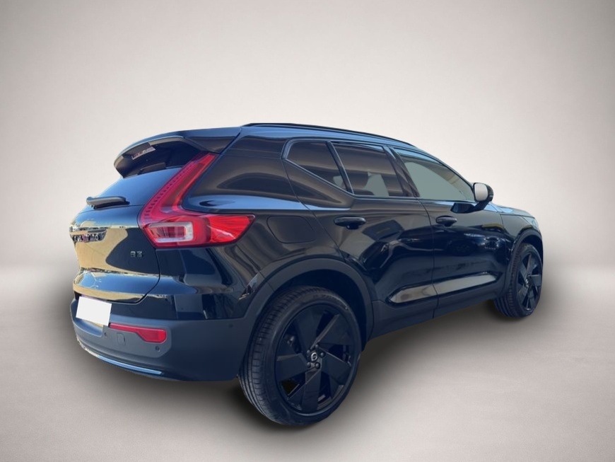 Volvo XC40 (07/2025, Benzin)