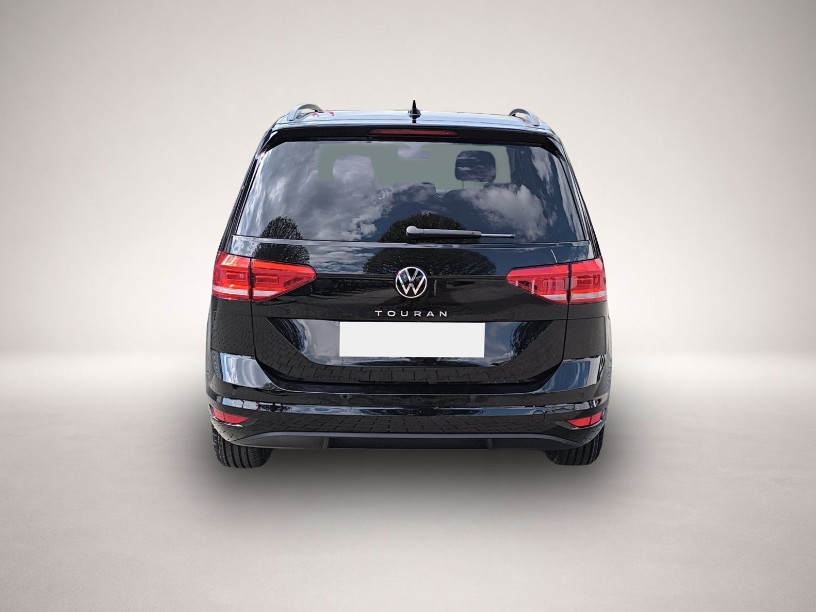 Volkswagen Touran (04/2026, Benzin)