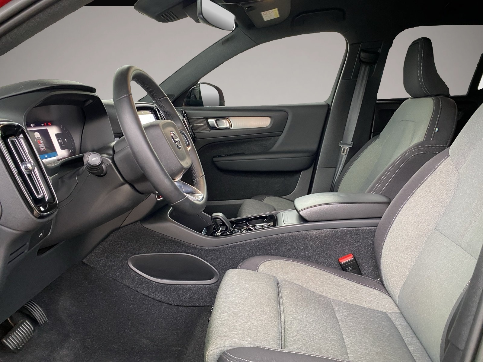 Volvo XC40 (06/2023, Benzin)