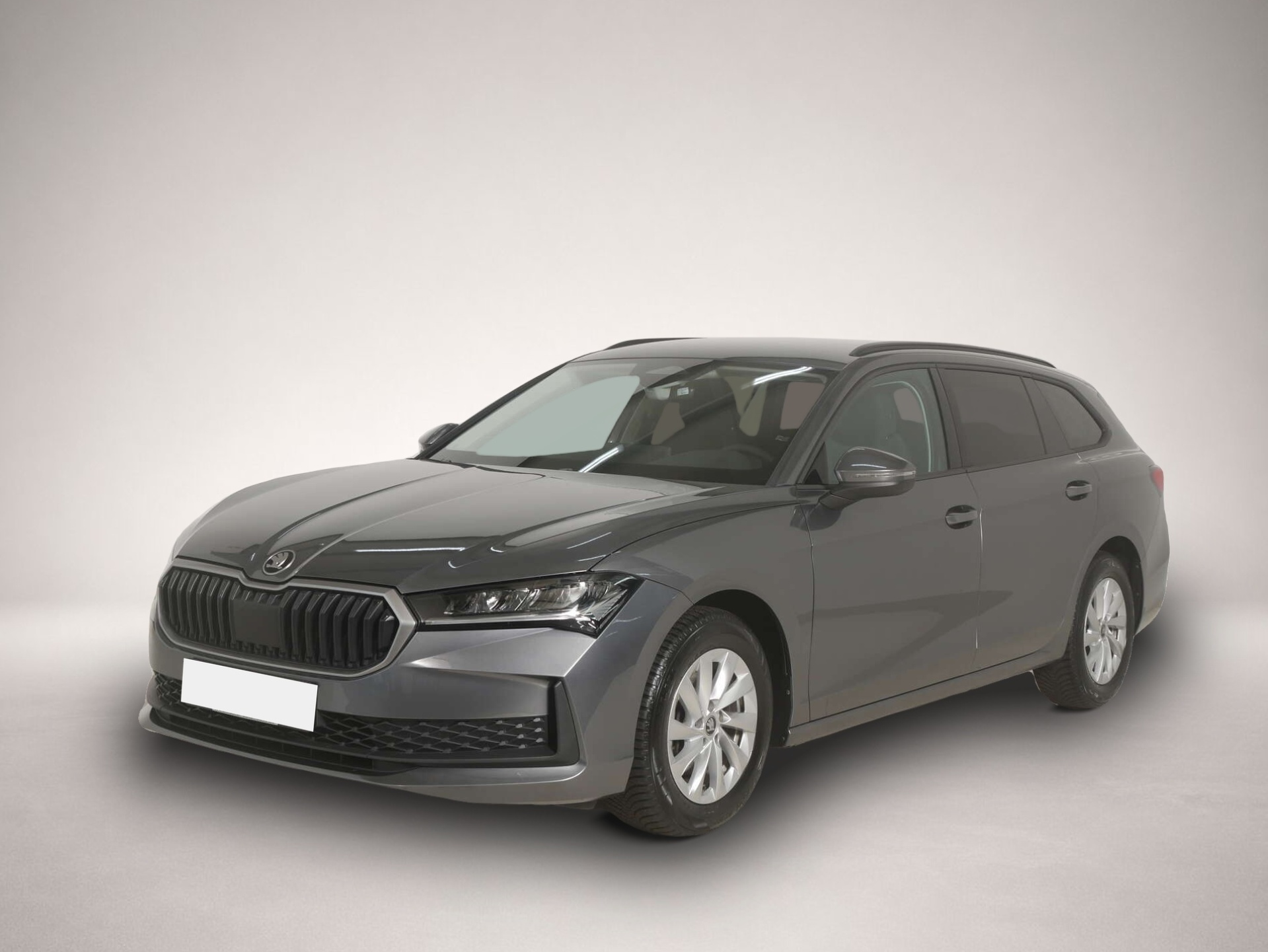 Skoda Superb (09/2025, Benzin)