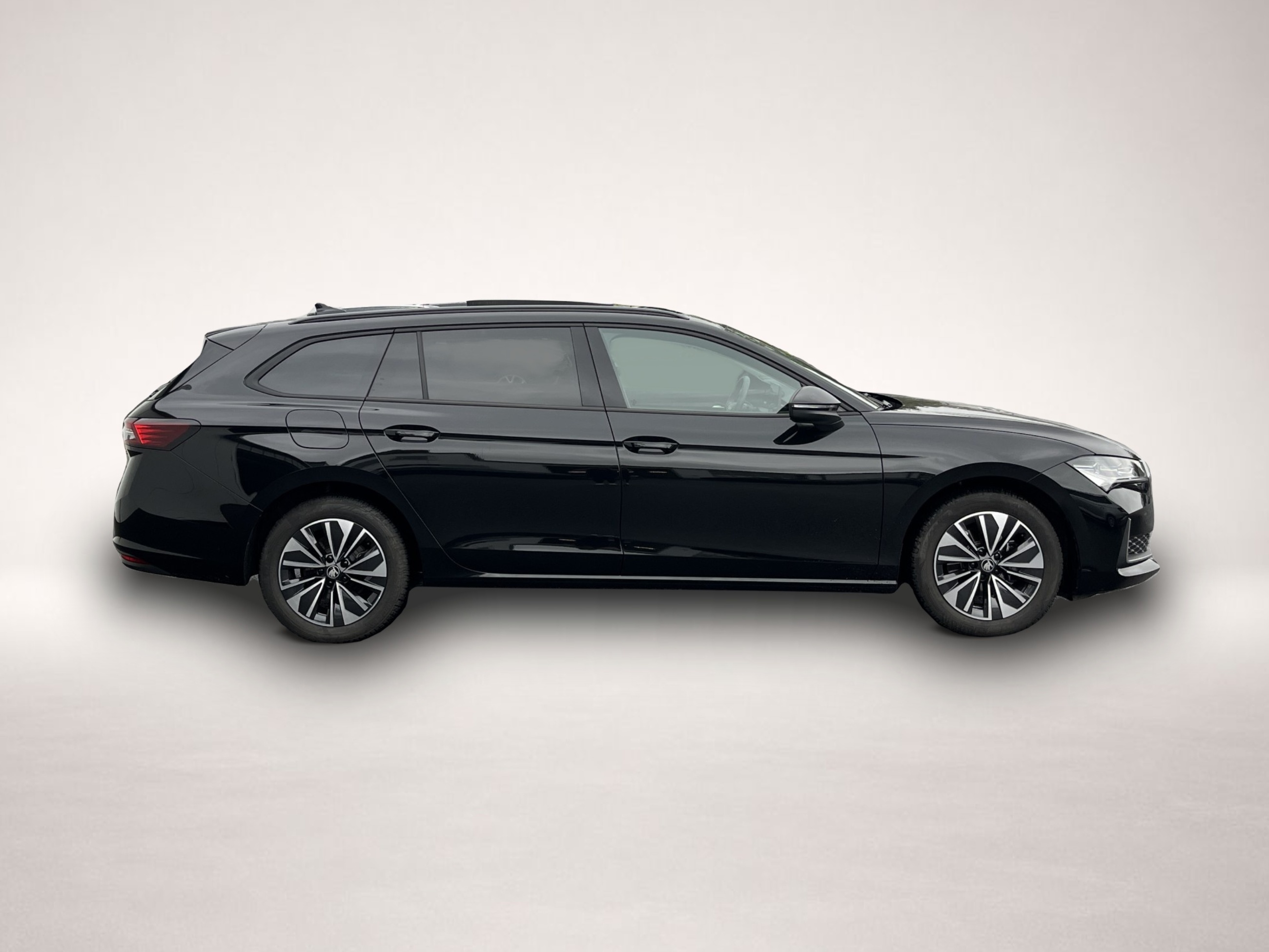 Skoda Superb (09/2025, Diesel)