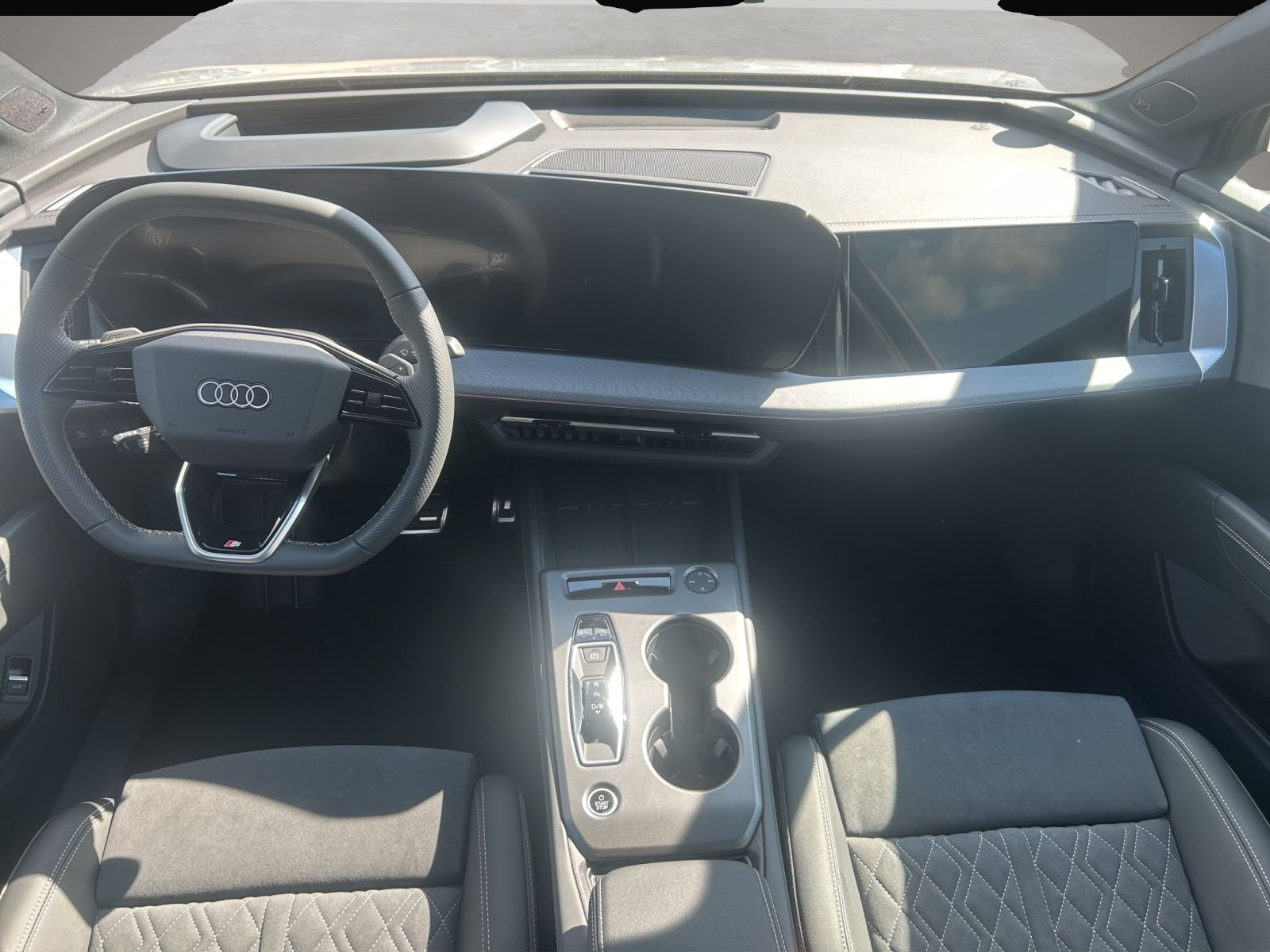Audi Q4 e-tron (07/2026, ELECTRIC)