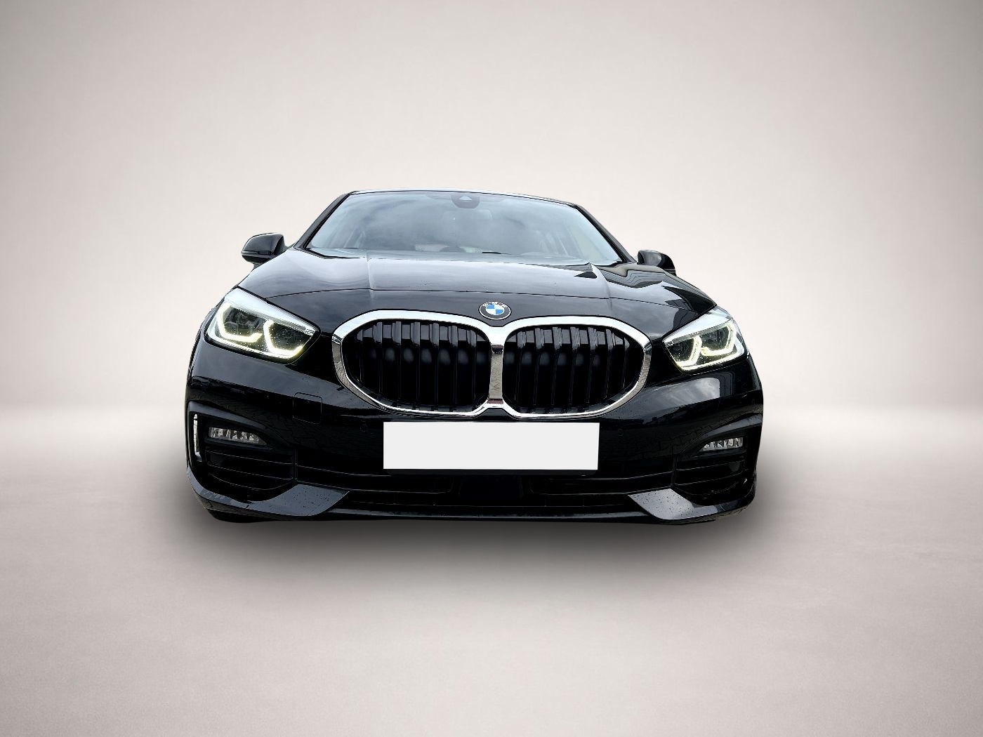 BMW 118 (10/2022, Benzin)