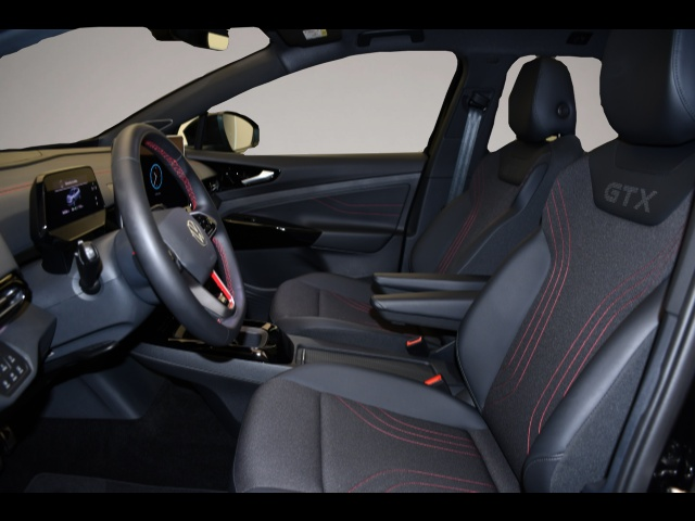 Volkswagen ID.4 (08/2025, ELECTRIC)