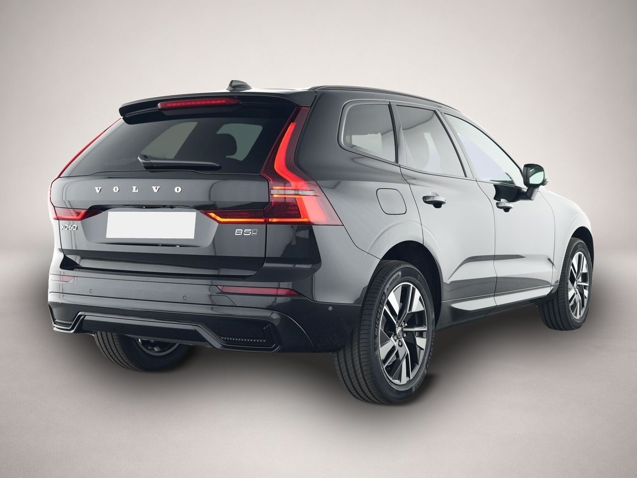 Volvo XC60 (07/2025, Benzin)