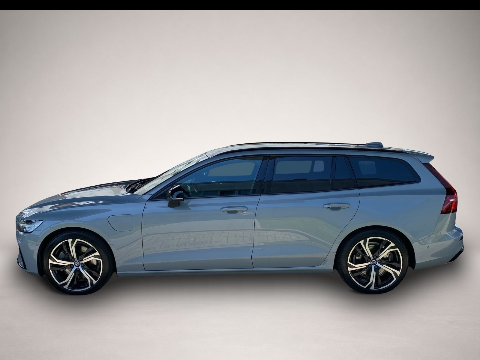 Volvo V60 (06/2024, )